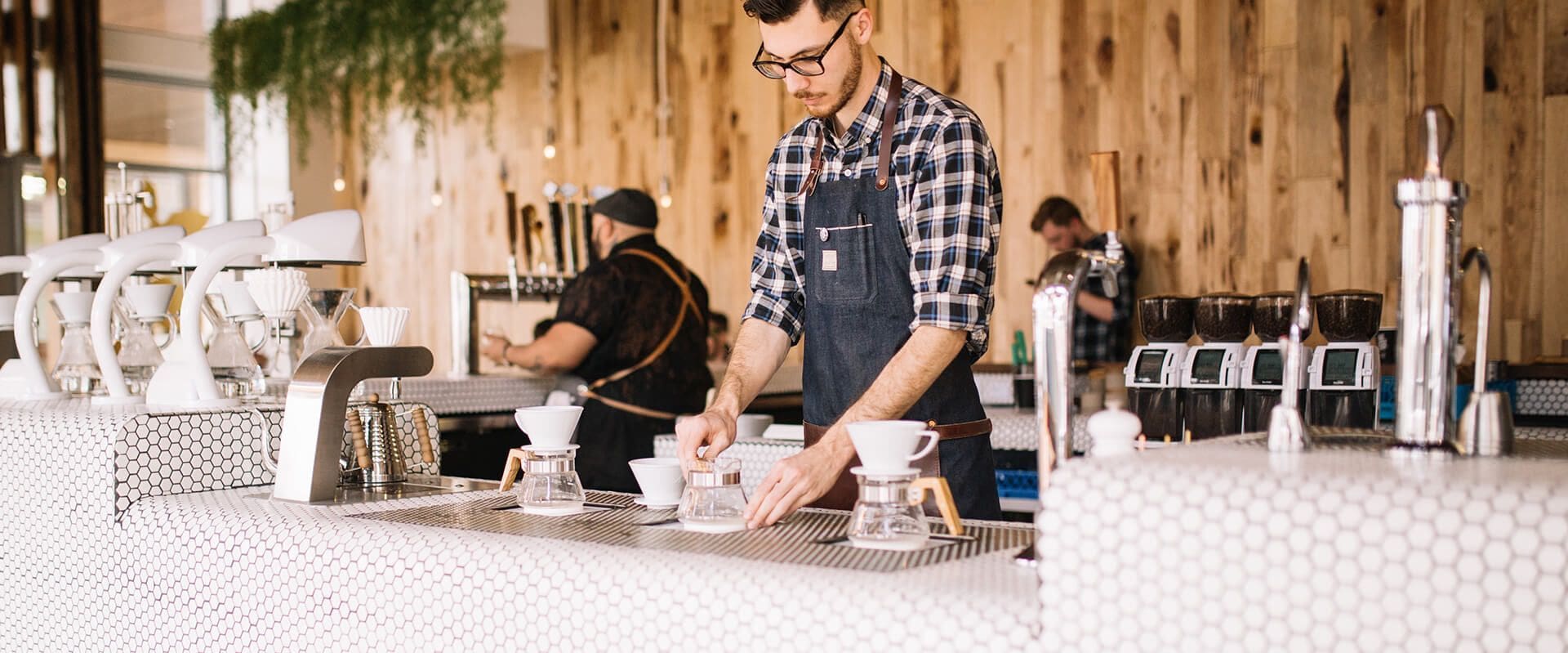 uomo-coffee-shop-coffee-guy-pattern-moda-939037-pxhere uomo coffee shop coffee guy pattern fashion 939037 - Posada del Pelaire - Case di campagna, ristoranti ed eventi