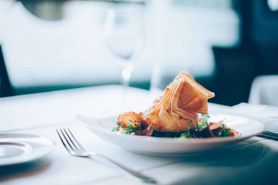 table-restaurant-decoration-dish-meal-food-1067074-pxhere.com